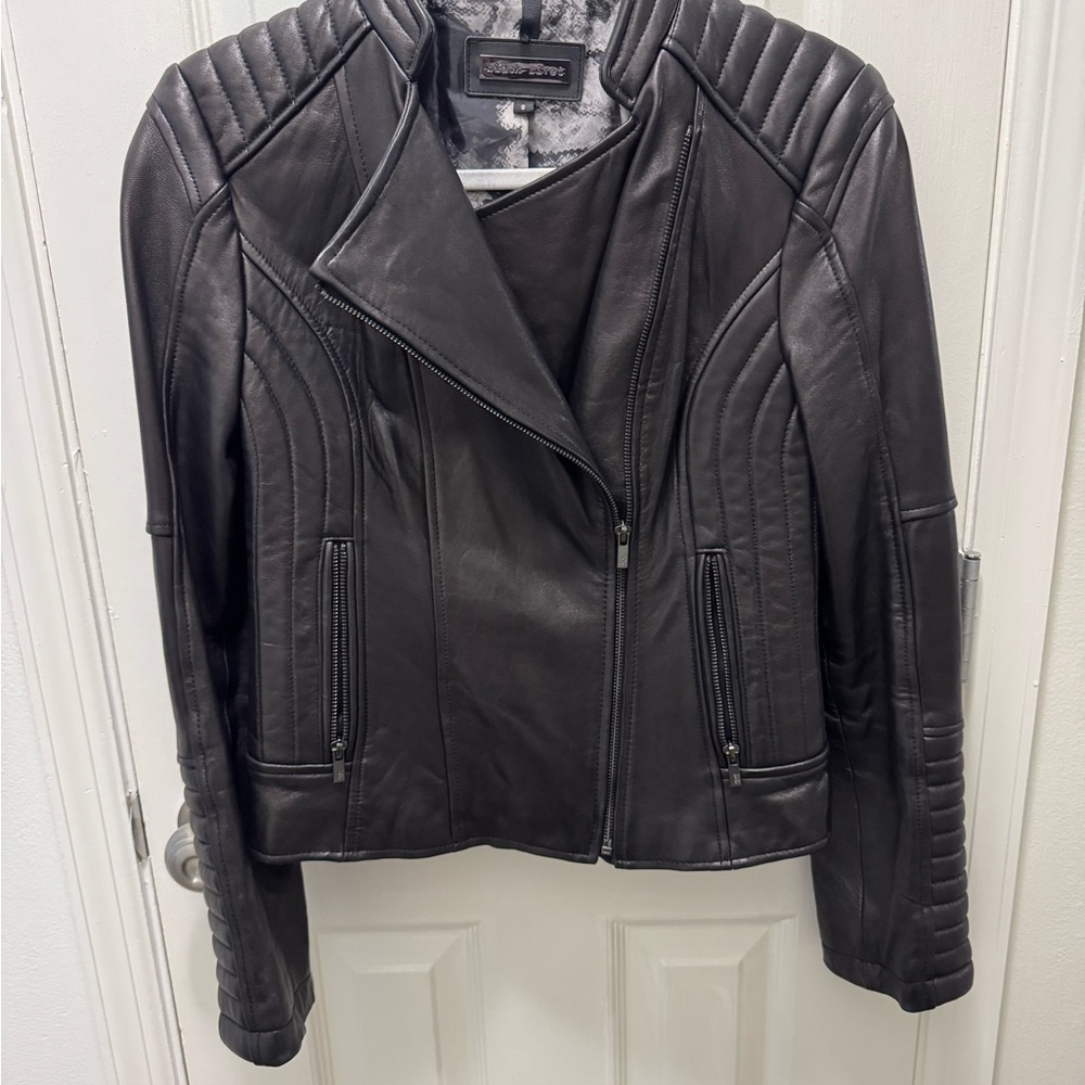 Women’s vegan leather jacket small